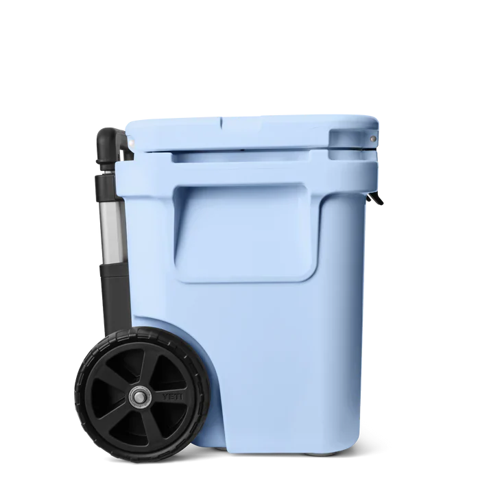 Yeti Roadie 32 Cooler Box in Big Sky Blue